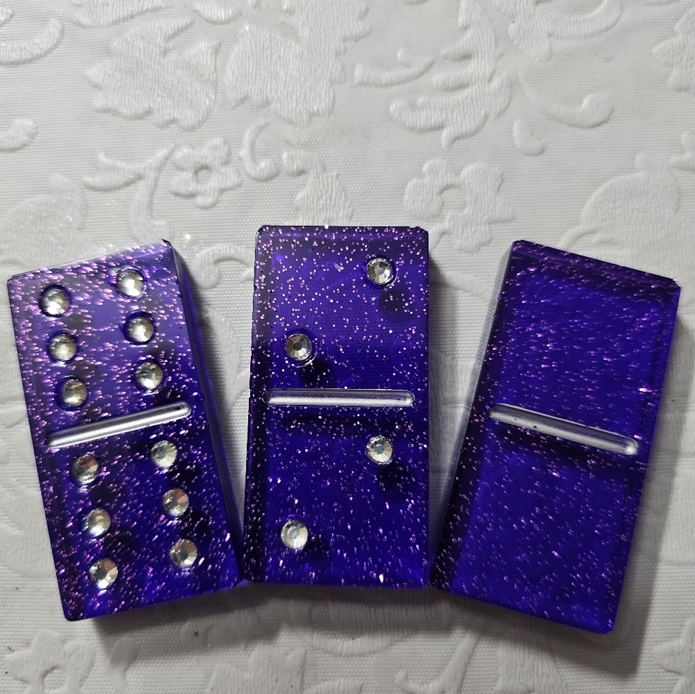 Purple Dominoes